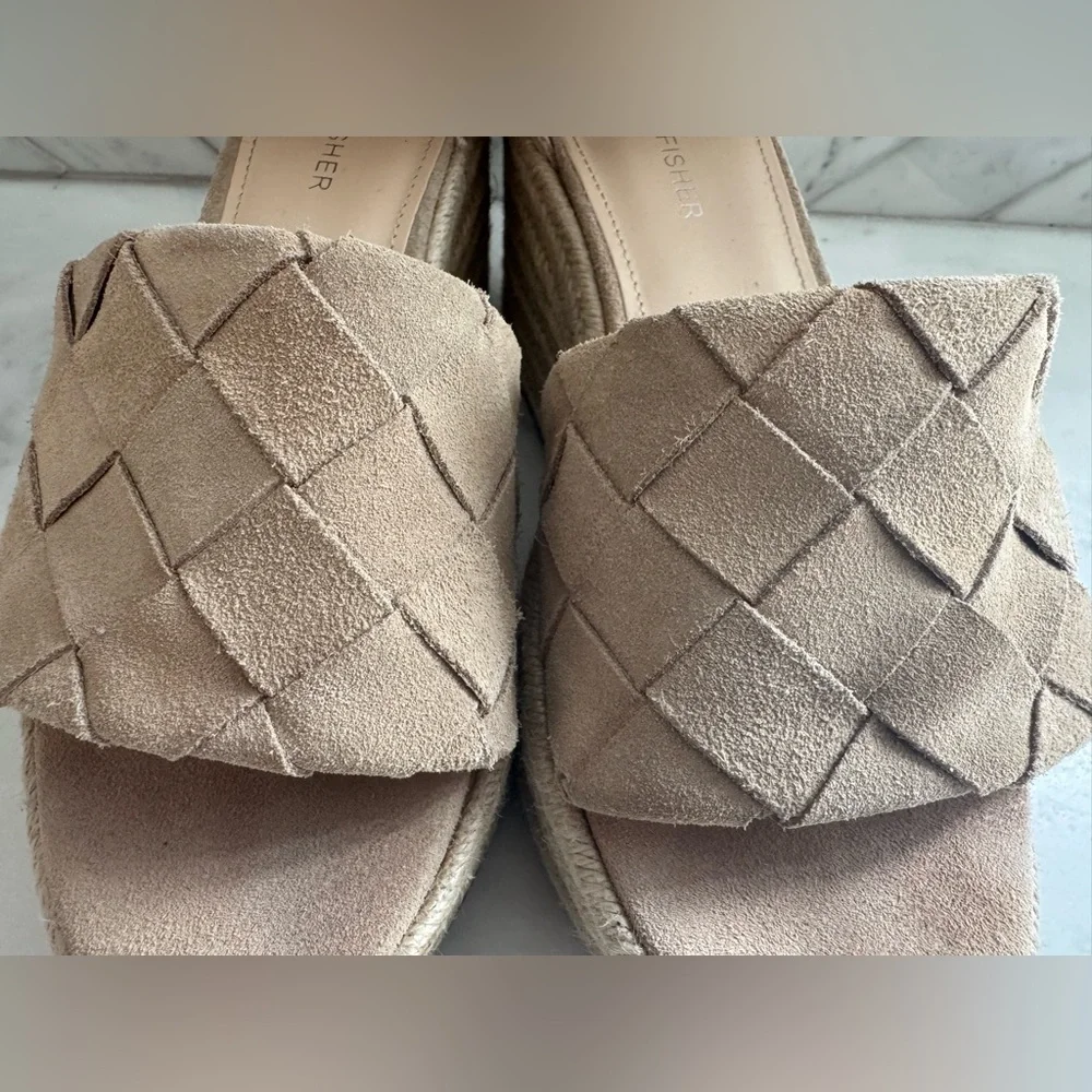 Marc Fisher stylish woven